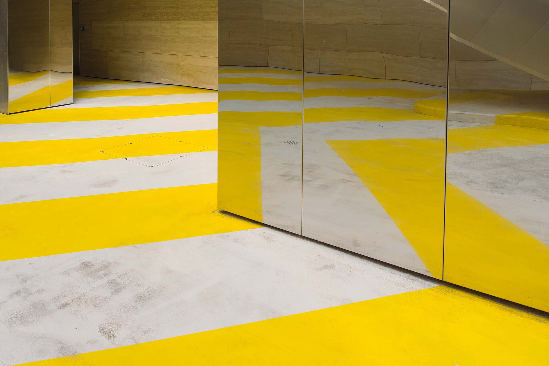 kw mirror yellow marks floor branding bern